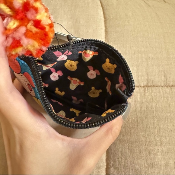 Loungefly x Disney Winnie The Pooh & Friends Intarsia Coin Purse - Picture 7 of 7